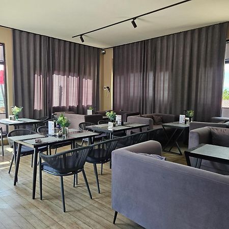 Panorama Lux Guest House Chimgan Exterior photo